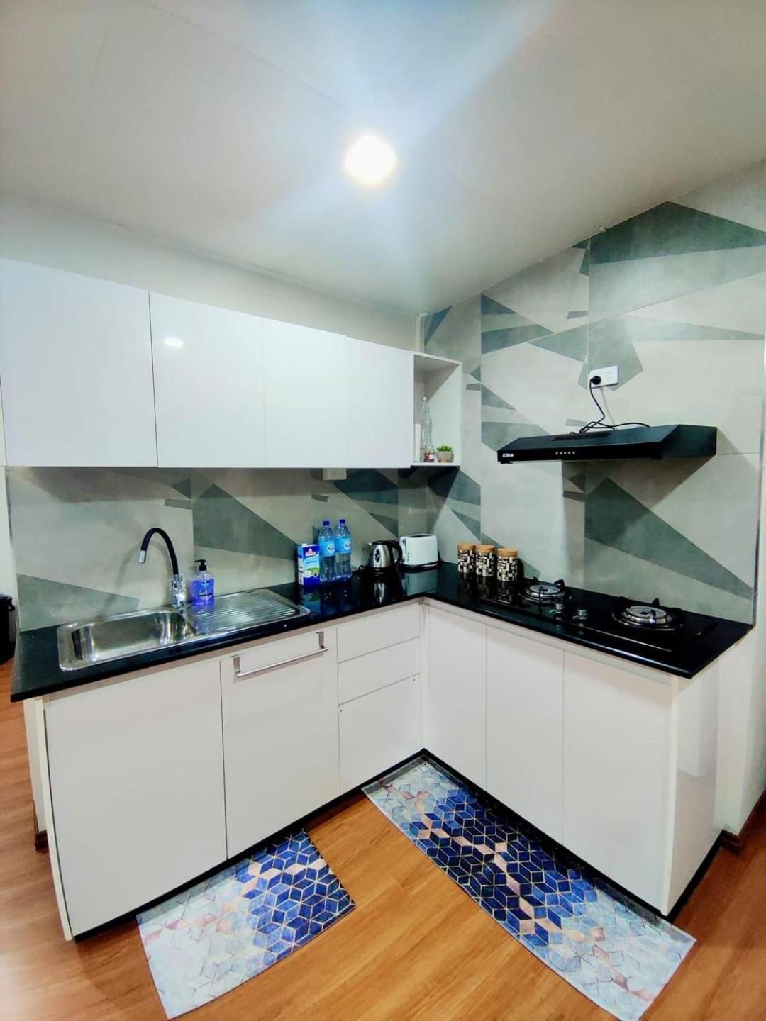 Studio At Berry Road 苏瓦 外观 照片